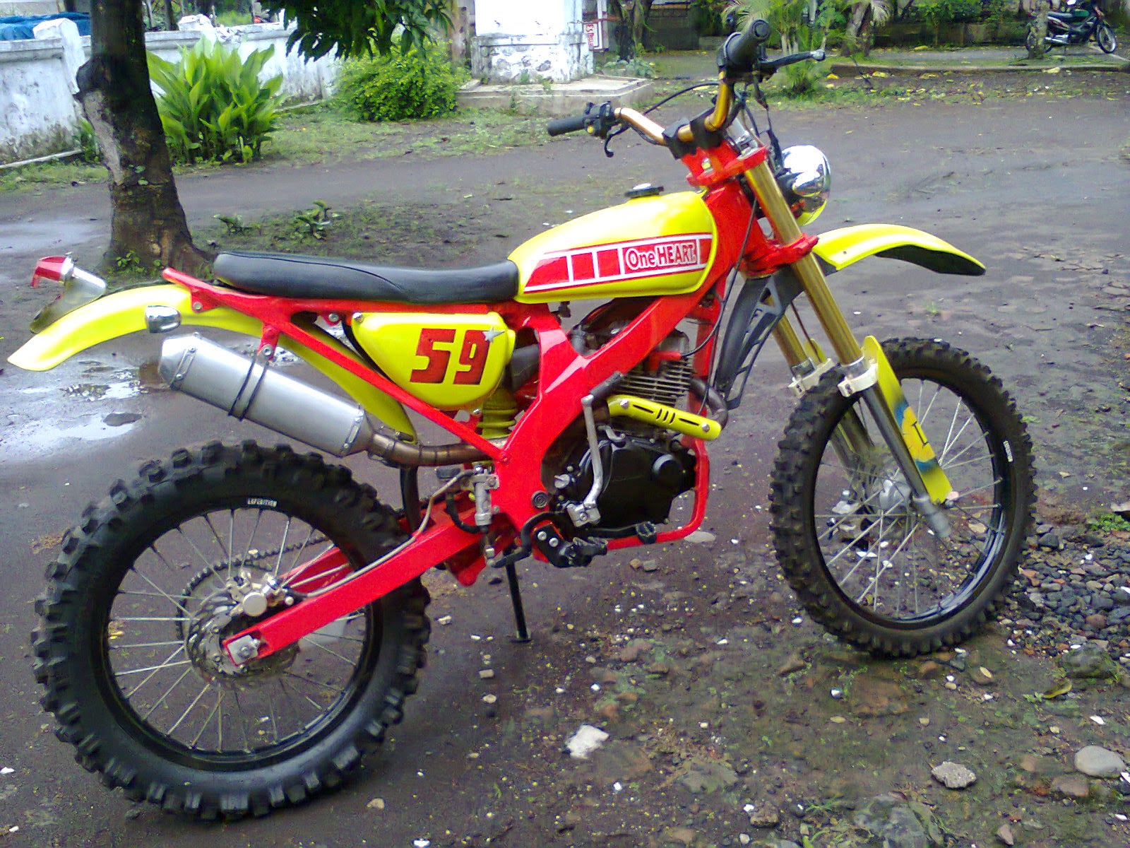 Modifikasi Motor Motocross Motor Trail