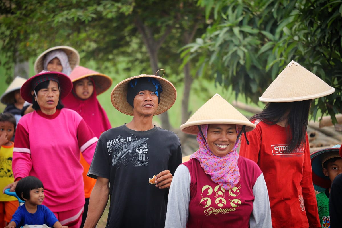 Caping Topi Petani Batik Titik  Kerajinan  Bambu Anyaman