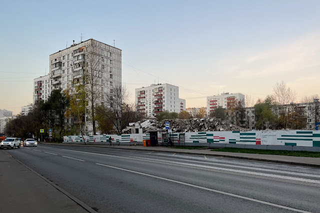 улица Яблочкова, жилые дома в процессе сноса