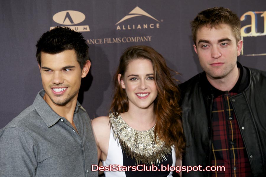 Kristen Stewart at The Twilight Saga Breaking Dawn – Part 2 Premier