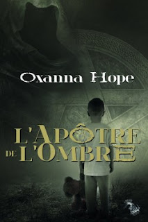 http://lesreinesdelanuit.blogspot.be/2016/02/lapotre-de-lombre-de-oxanna-hope.html