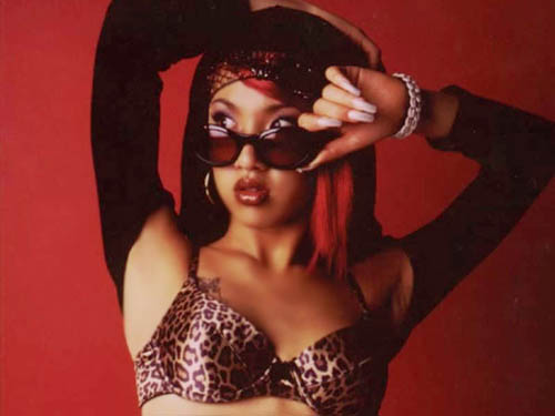 Japanese Celebrity Singer and Actress Arakaki Hitoe