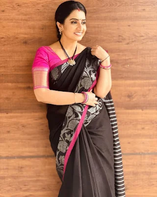 Serial Actress Sujitha Dhanush ravishing Looks In Saree Pics