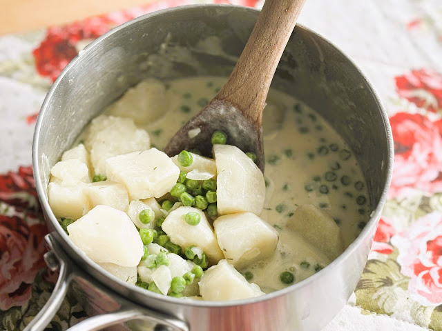 Creamed Peas & Potatoes