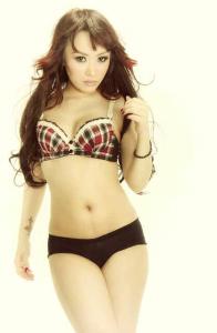 Foto Dj Gia Paha Mulus dan Seksi