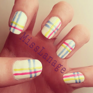 28-day-february-flip-flop-challenge-plaid-manicure