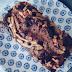 Banana cake con chocolate, pasas y nueces 