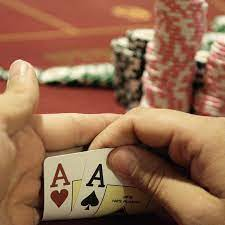 Step by step instructions to Play Better Poker Online in Indonesia 