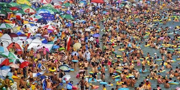 Pantai Terindah Yang Harus Dihindari