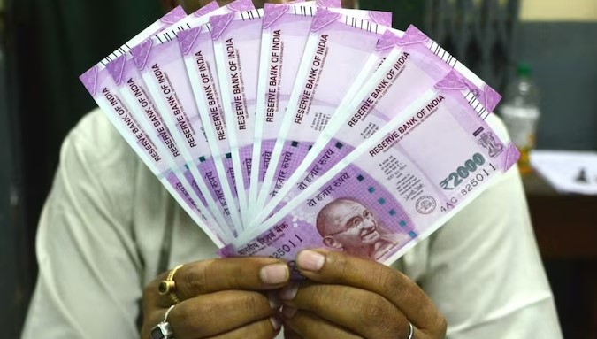 Why RBI decided to withdraw Rs 2,000 note from circulation?