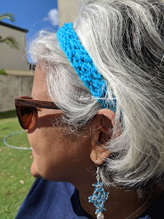 Sweet Nothings Crochet free crochet pattern blog, free crochet pattern for a slim headband, photo of the Easy Slim Seeded headband,