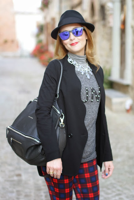 zara tartan pants, h&m fedora hat, givenchy pandora, fashion and cookies, fashion blogger