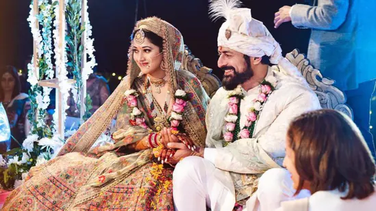 Mohit Raina surprises fans with pics from secret, intimate wedding with Aditi. See here