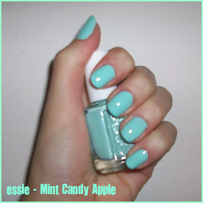 Swatch: essie No. 702 MINT CANDY APPLE