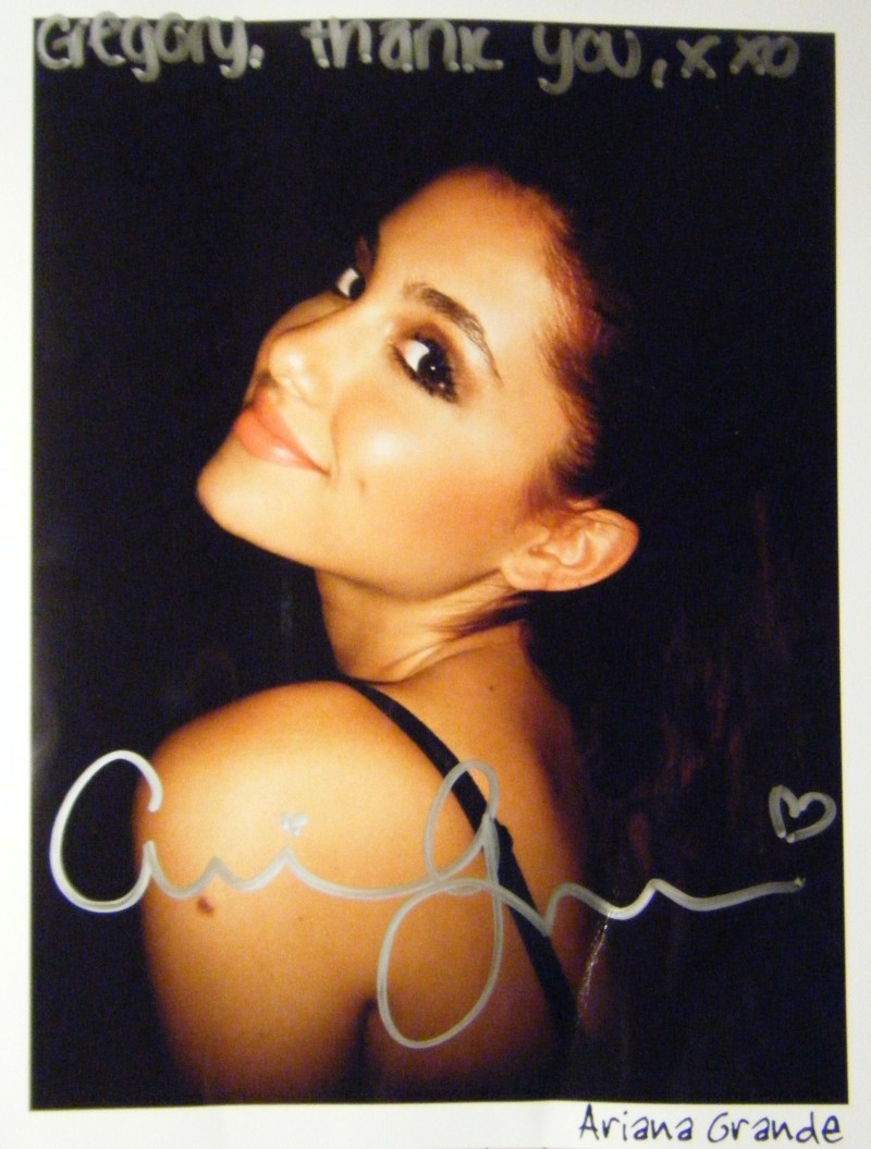 ariana grande shoot