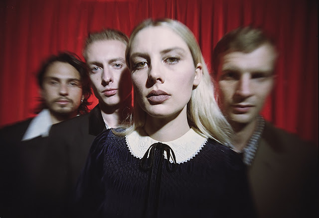 Wolf Alice enflamme à nouveau la scène pop britannique et sort son nouvel opus "Blue Week-end"