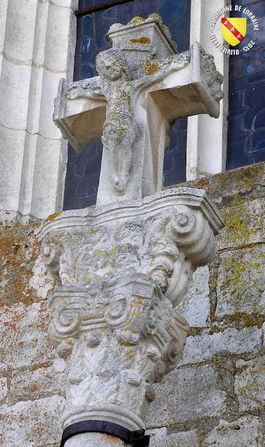 HOUDREVILLE (54) - Croix de cimetière "Grandeury" (XVIIIe siècle)