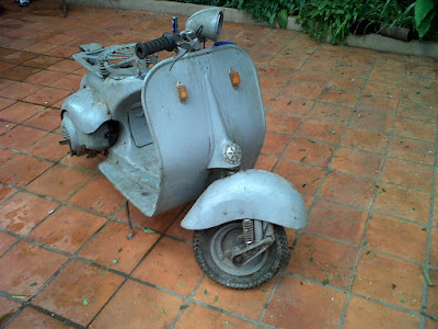 Scuderia Vespa Svedese The Vespa U From Paraguay