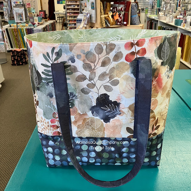 Tourist Tote Shop sample using Serene Nature fabric collection