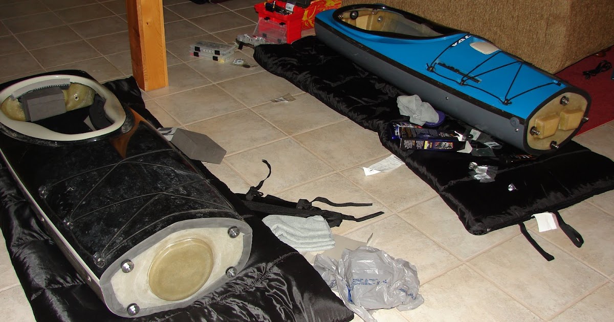 SECTIONAL SEA KAYAK: 3-piece Kayak Chop Shop in Livingroom