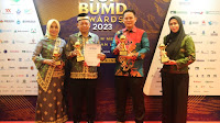 Bupati Lamtim Terima Penghargaan TOP Pembina BUMD 2023, BPRS dan RSUD Top Kategori Bintang Empat