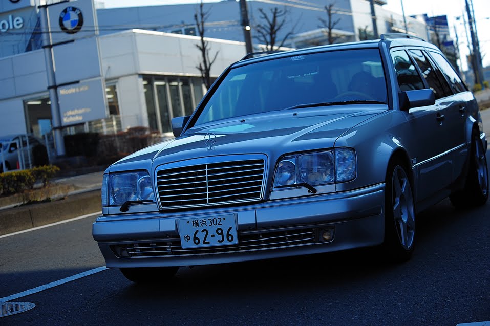 [E62TとE500セダン　DSC_0562.jpg]