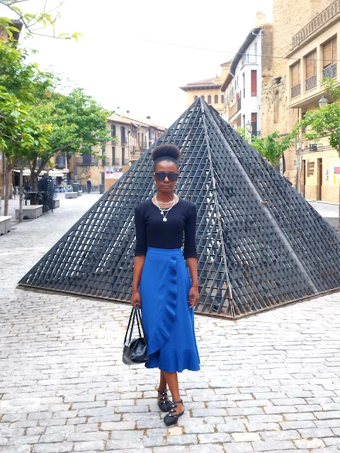 How To Style Your Midi Skirt: Visiting Castillo De Olite