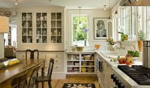 5 Useful Small Kitchen Design Tips