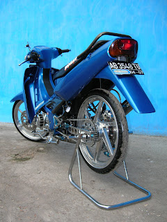 modif suzuki satria blue color airbrush