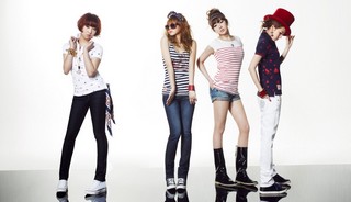 Girlband Terbaik Korea : 2NE1