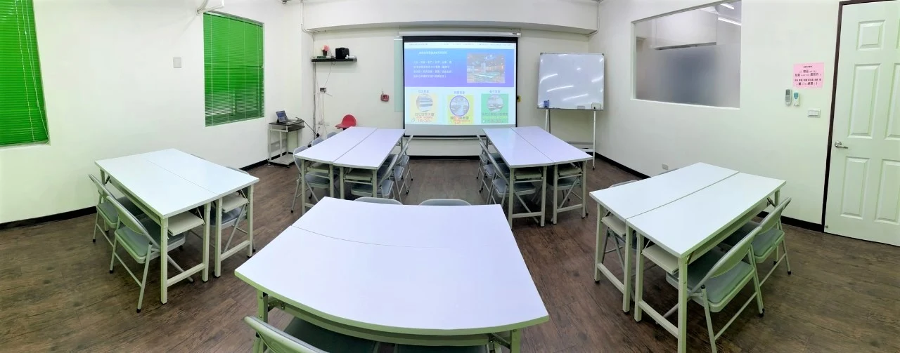 台北忠孝復興場地租借-台北微風廣場復興教室租借-501教室-分組型圖片