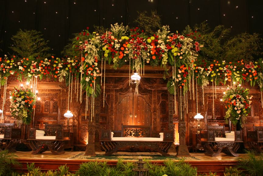  Dekorasi Pernikahan Contoh Pelaminan Jawa 