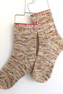 Toasty Twirl Socks