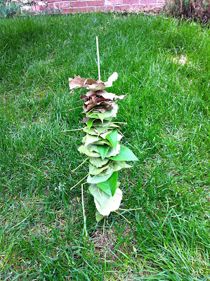 Toddler Leaf Totem Pole www.thebrighterwriter.blogspot.com