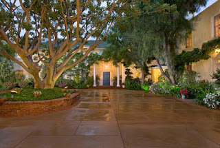 Taylor Swift Beverly Hills Mansion, Taylor Swift LA home, Taylor Swift LA mansion, Taylor Swift stalker