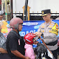Hari Pertama Operasi Patuh Semeru 2025 Polres Trenggalek Bagi - bagi Helm Gratis