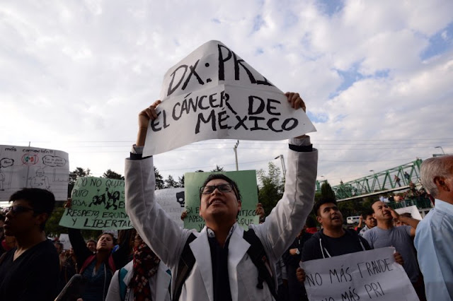 Miles de ciudadanos protestan por #FraudeElectoral en el IEEM, exigen nuevas elecciones 