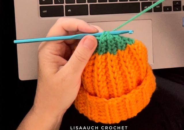 how to crochet as stem for a pumpkin hat
