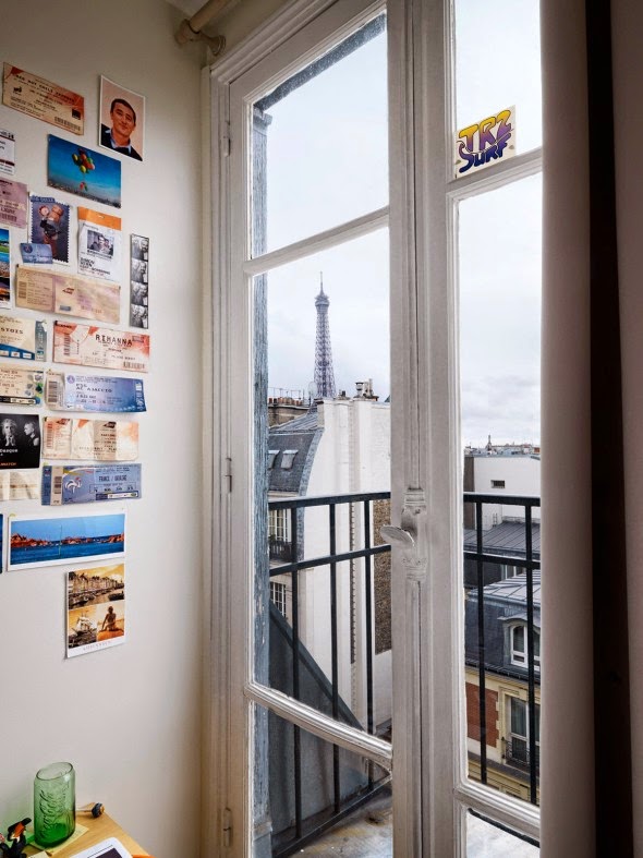 Jasper White fotografia torre eiffel vista de janelas em Paris