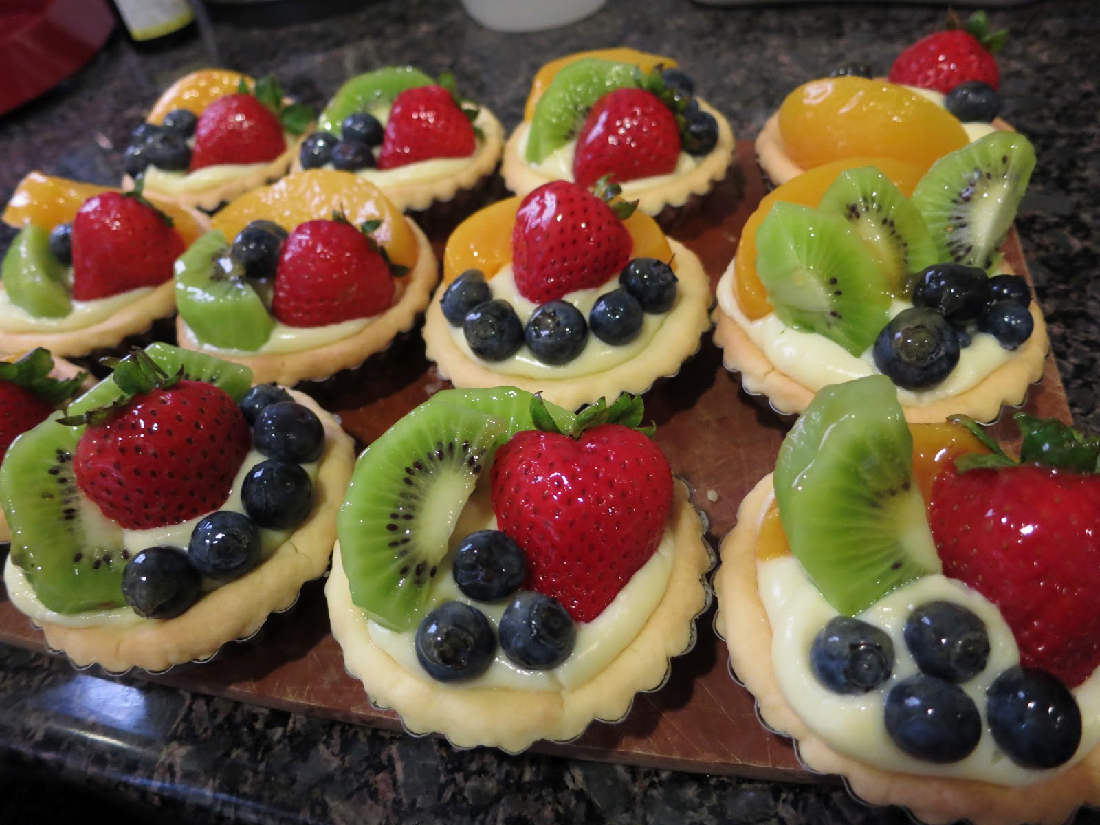 DessertzHouse: Fresh Fruit Tarts