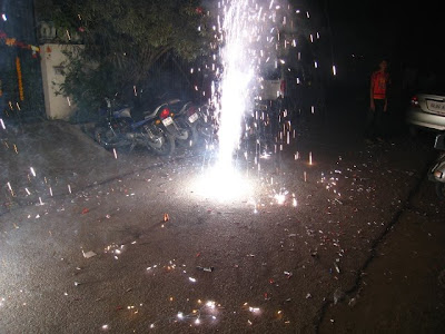 Anaar Patakha (Diwali Firecracker)