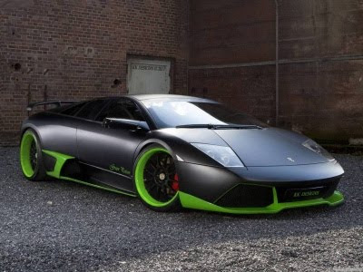 Fondo de pantalla de un auto superdeportivo el Lamborghini Murci lago