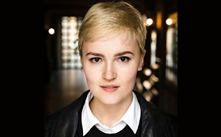 veronica roth, author, divergent series, carve the mark