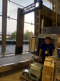 KLIA（クアラルンプール空港）excess size baggage scan