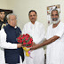 रायपुर : राज्यपाल  हरिचंदन से सहकारी बैंक के पूर्व अध्यक्ष ने की भेंट