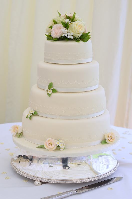 Flowers for wedding cake top