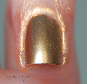 p2 motown glam chromatic nail powder gold makro