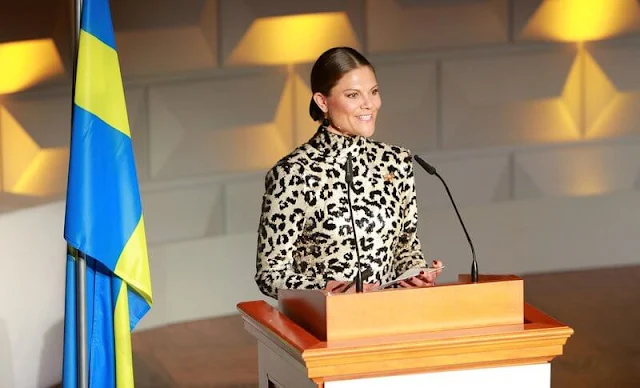 Crown Princess Victoria wore a Madelyn maxi dress from By Malina. Crown Princess Victoria is making a 3-day visit to Germany