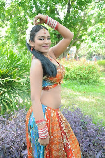 risha hot item girl, tamil actress risha, tamil item girl risha