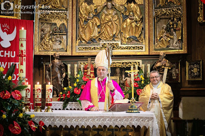 Biskup, Ołtarz, fotoreportaż, Żelichów, Parafia